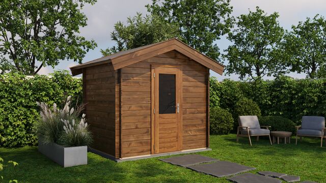 Förråd Eksjö - 2,5x2m (5 kvm) - Brun Tryckimpregnerat – Rakt framifrån fasadvy med dörr och fönster i stängt läge.