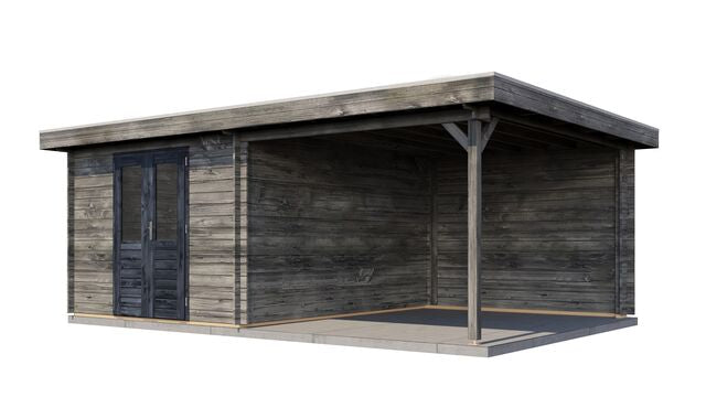 Trädgårdshus Piteå - 6x4m (24 kvm) - Grå Tryckimpregnerat – Sned bakifrån vy som visar förrådets trästruktur och kompakta form.