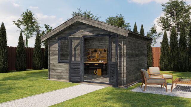 Förråd Bollnäs - 4x3m (12 kvm) - Grå Tryckimpregnerat – Framifrån vy av förrådet med öppen dörr i trädgårdsmiljö.