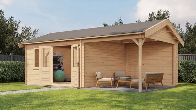 Trädgårdshus Nässjö - 7x4m (28 kvm) - Obehandlat – Framifrån vy av förrådet i trädgårdsmiljö.