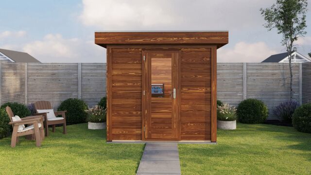 Förråd Malmö 2,5×2,5 m från Vykra – sett framifrån med trädgårdsmöbler i brun finish